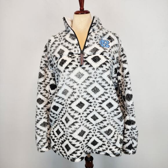 North Carolina Tar Heels 1/4 Zip Sherpa Jacket Size L Gray Relaxed Aztec Print - Picture 1 of 12